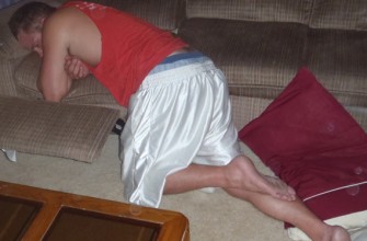 Charlies Naked Lap